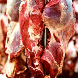 Abatedouro clandestino misturava carne de cavalo com porco para vender a restaurantes